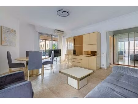 appartement de 3 pièces de 74 m² à cannes