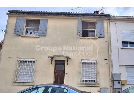 maison à vendre et à rénover sur monplaisir (2 appartements)
