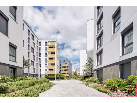 appartement 3p 68m2 (proche métro/rer)