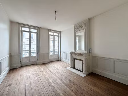 immeuble de rapport dans le centre ville de rochefort