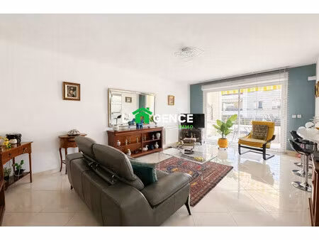 appartement t3 récent avec terrasse et garage – résidence s?