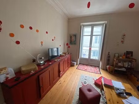 nantes cité des congrès t3 dans bel ancien pour investisseur