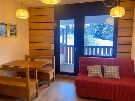 studio 4 personnes avec place de parking couverte