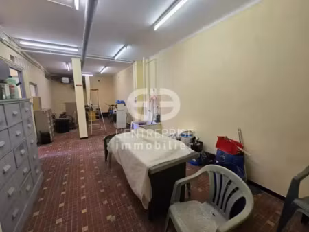 à vendre murs entrepot atelier bureaux 144m² nice ouest