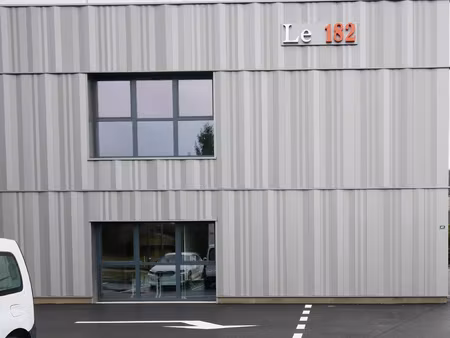 programme neuf 'le 182' - local d'activités à sillingy