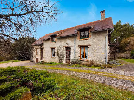 magnifique maison en pierre de 200 m² - terrain 1 800 m² - fontaine-la-rivière