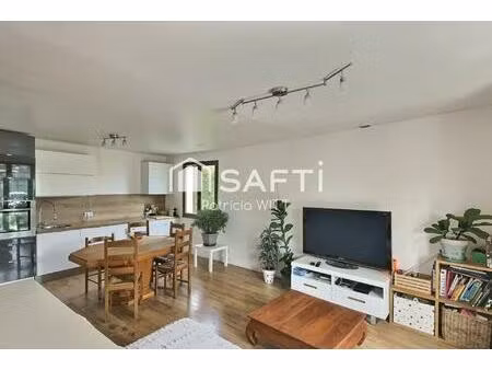 maison proche école  terrain  garage  4 chambres