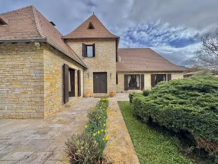 opportunité rare d'acquérir deux villas d'exception au coe