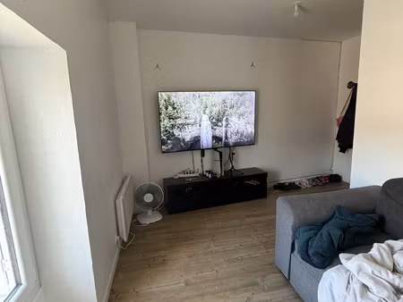 t2 33.68m2 cholet  rue du paradis (prox. gare  centre ville)