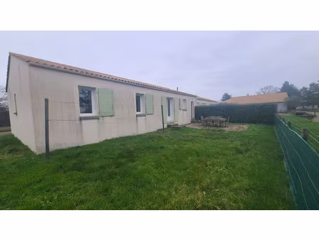 maison 4 pièces - 81 35 m2