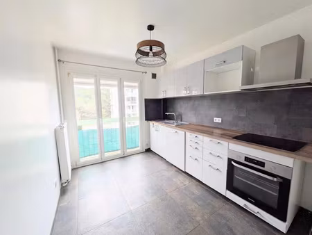 location appartement 3 pièces 64 m² à la valette-du-var (83160)  1 024 €