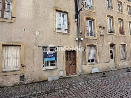 location meublée appartement 3 pièces 60 m² à metz (57000)  790 €