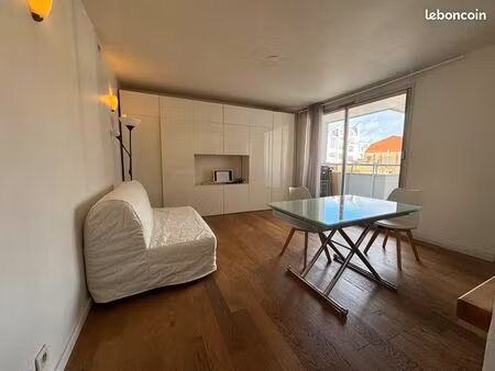 deux pièces 32m2 paris 11ème  métro parmentier