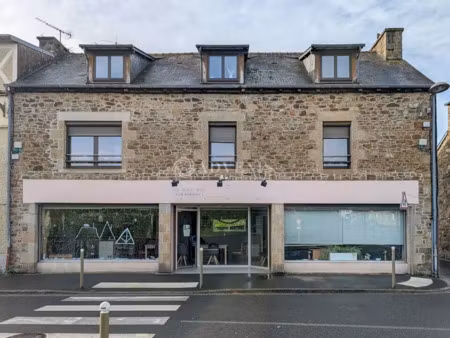 local commercial / bureau a louer