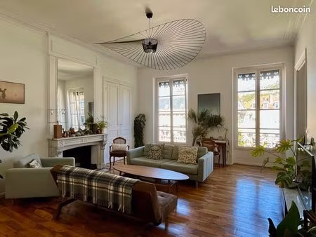 spacieux appartement 188 m² – hyper-centre grenoble