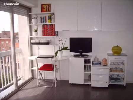 beau studio meublé lille centre  place jeanne d'arc