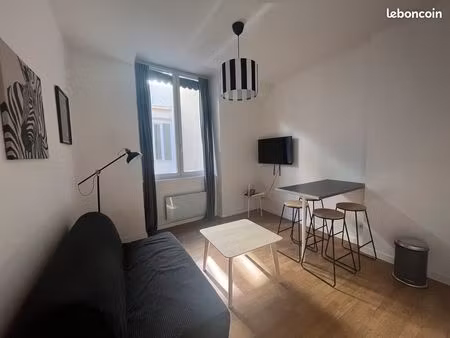 t1 bis meublé clé en main avec mezzanine – lyon 2ᵉ  bellecour - bail civil
