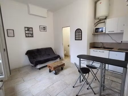 location studio meublé apt