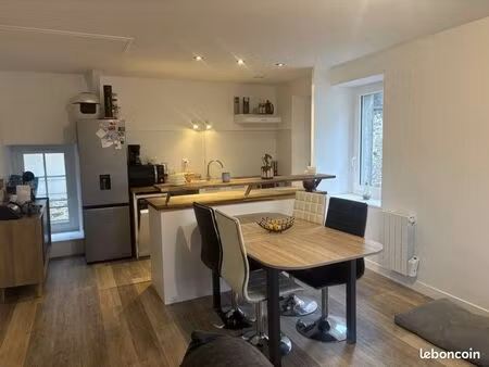 loue maison centre ville st sauveur le vicomte