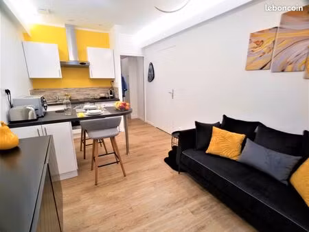 poitiers hyper centre  t2 meublé de 35m²  toutes charges comprises