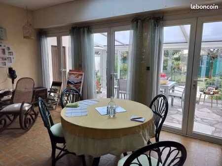 maison 5 pièces 130 m²