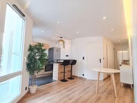 appartemment 21m2 redon 200 mètre gare