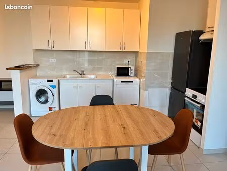 appartement f2 meublé nangis 53m2  parking et cave