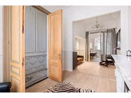 prachtig herenhuis met 4 slaapkamers en tuin in wijnegem!