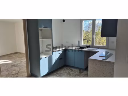 location appartement 3 pièces 72.35 m² à sernhac (30210)  995 €