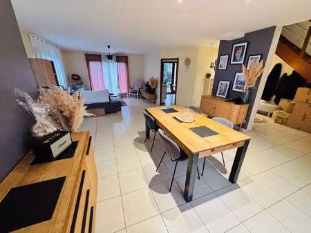 location maison à janzé (35150) : à louer / 160m² janzé