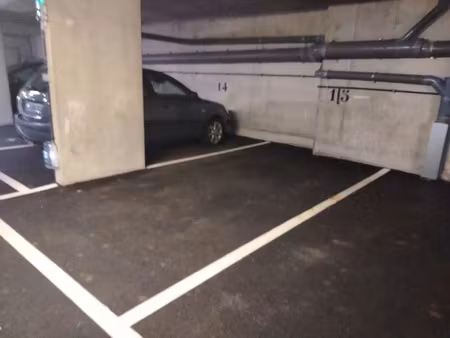 location parking à nemours (77140)  70 €