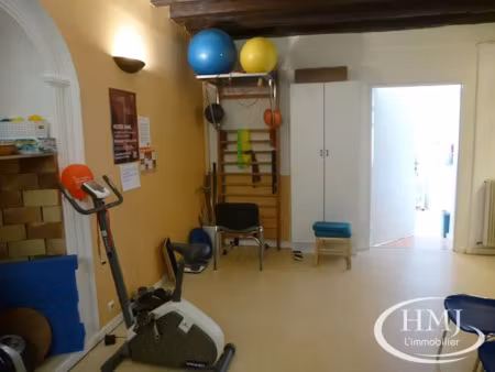 location locaux professionnels 42 m² à lisses (91090)  10 260 €