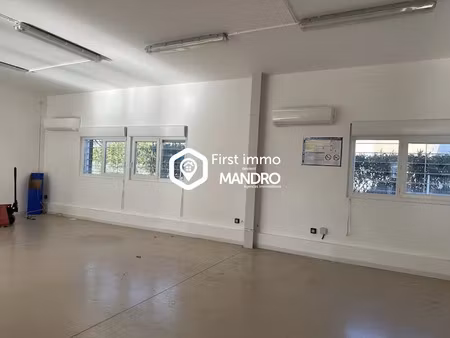 location locaux professionnels 0 pièces 100 m² à ille-sur-têt (66130)  800 €