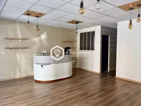 location locaux professionnels 72 m² à ille-sur-têt (66130)  560 €