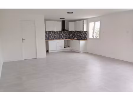 location appartement  59.8 m² t-2 à torcy  1 150 €