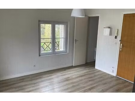 appartement tours 26 m² t-2 à vendre  108 000 €