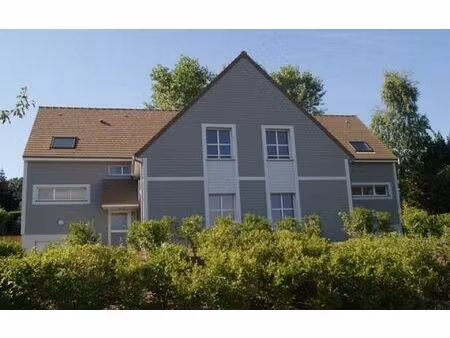 location maison  m² t-5 à aigremont  2 700 €