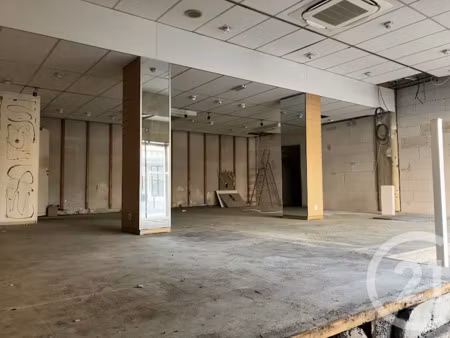 location locaux professionnels à abbeville (80100)  30 600 €