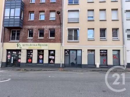 location locaux professionnels à arras (62000)  17 050 €