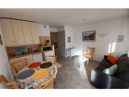 location appartement  m² t-1 à quiberon  536 €