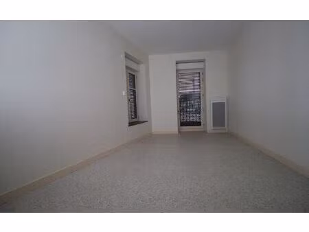 location appartement  m² t-1 à saint-siméon  415 €