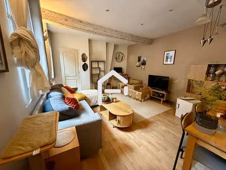 a louer : t2 meublé en duplex de 57 m² au centre ville de toulouse