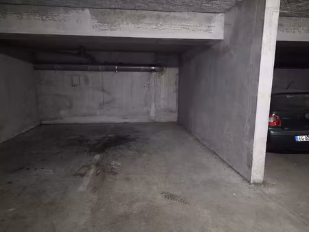 location garage 12 m² à villeurbanne (69100)