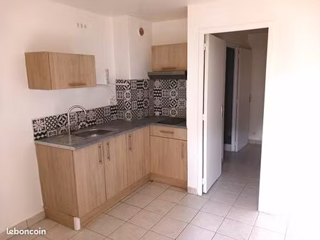 loue t2 poitiers libre de suite