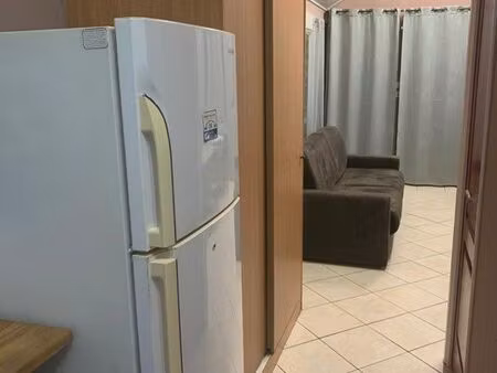 studio meublé sainte suzanne