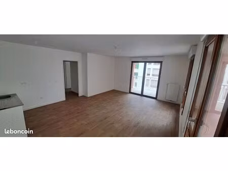 t3 a louer neuf vitry les ardoines