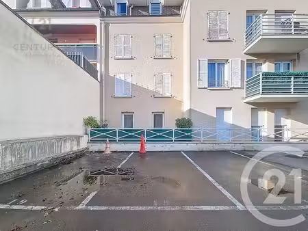 parking à louer - 5 44 m2 - champs sur marne - 77 - ile-de-france