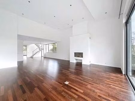 parc brugmann  superbe appartement 2 chambres avec jardin