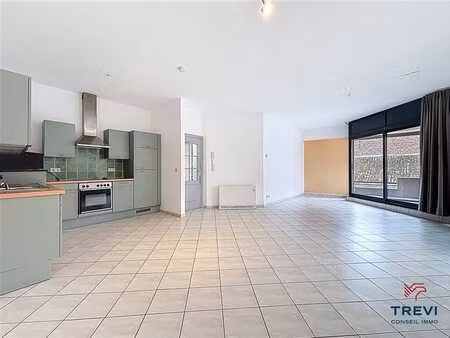 bel appartement deux chambres avec terrasse