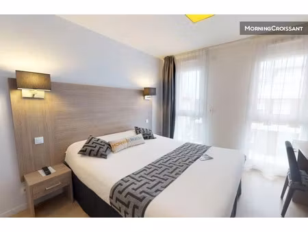 location meublée appartement 1 pièce 20 m² à palaiseau (91120)  1 200 €